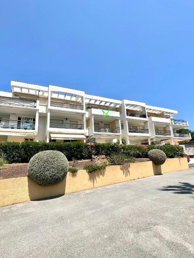 Appartement Vue Exceptionnelle Saint-Raphael  Bagian luar foto