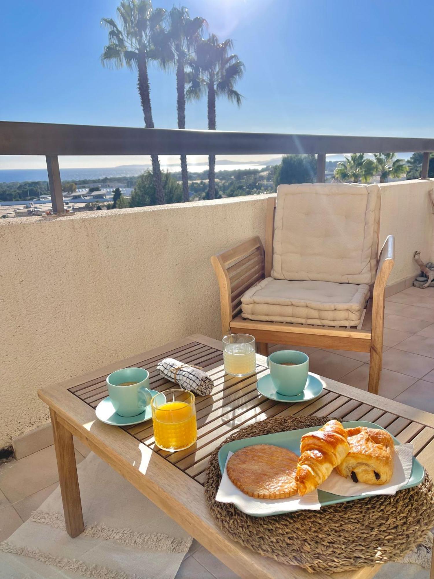 Appartement Vue Exceptionnelle Saint-Raphael  Bagian luar foto
